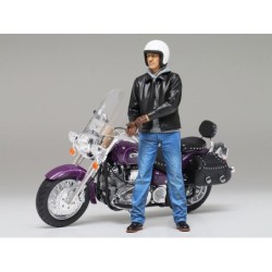 14137 - 1/12 Street Rider (Single Figure with Two Options)