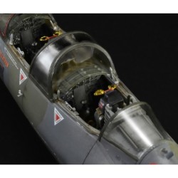 2509 - Tf-104G Ami                      C