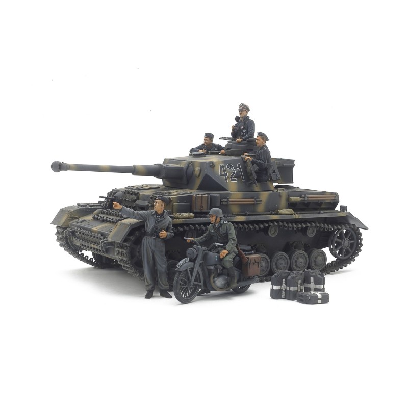 25209 - 1/35 Panzerkampfwagen IV Ausf.G & Motorcycle Set "Eastern Front"