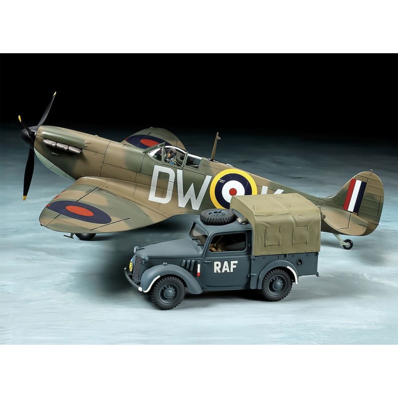 25211 - 1/48 Supermarine Spitfire Mk.I & Light Utility Car 10HP Set