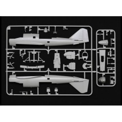 25217 - 1/48 Ki-46 III 100 Aircraft & Kurogane 4x4 Set