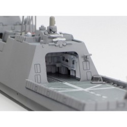 31037 - 1/700 FFM-1 MOGAMI