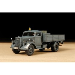 32585 - 1/48 German 3T 4X2 Cargo Truck