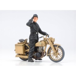 35252 - German King Tiger Tank (Ardennes Front)