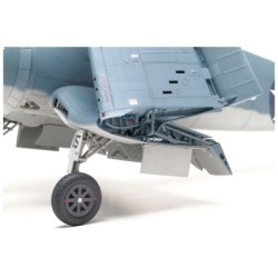 60324 - 1/32 Vought F4U-1 Corsair Birdcage