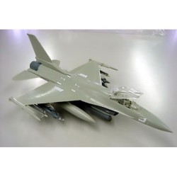61101 - F-16C (Black 25/32)