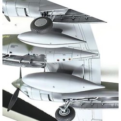 61120 - 1/48 P-38 F/G Lightning