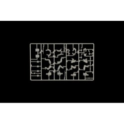 6595 - SD KFZ 10 Demag with LE IG18 & Crew