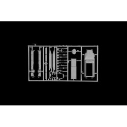 7079 - Sd.Kfz. 251/10 with 4 Figures