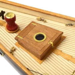 AL22418 - 1/28  Pen Duick