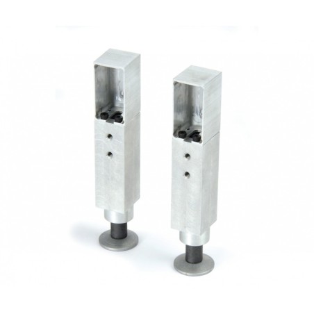 C907218 - 1:14 Carson Trailer E-Sup.Legs W/O Motor