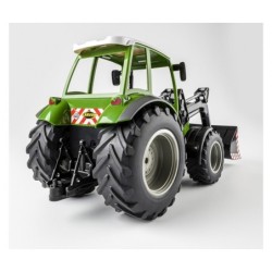 C907347 - 1:16 Rc Tractor W Font Loader 2.4G