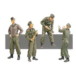 D6192 - Sturmgeschutz Crew...