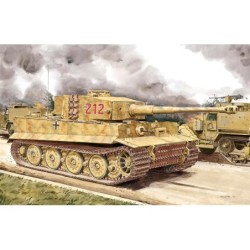 D6947 - 1/35 Tiger 1 Late...