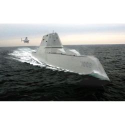 D7148 - 1/700 U.S.S. Lyndon...