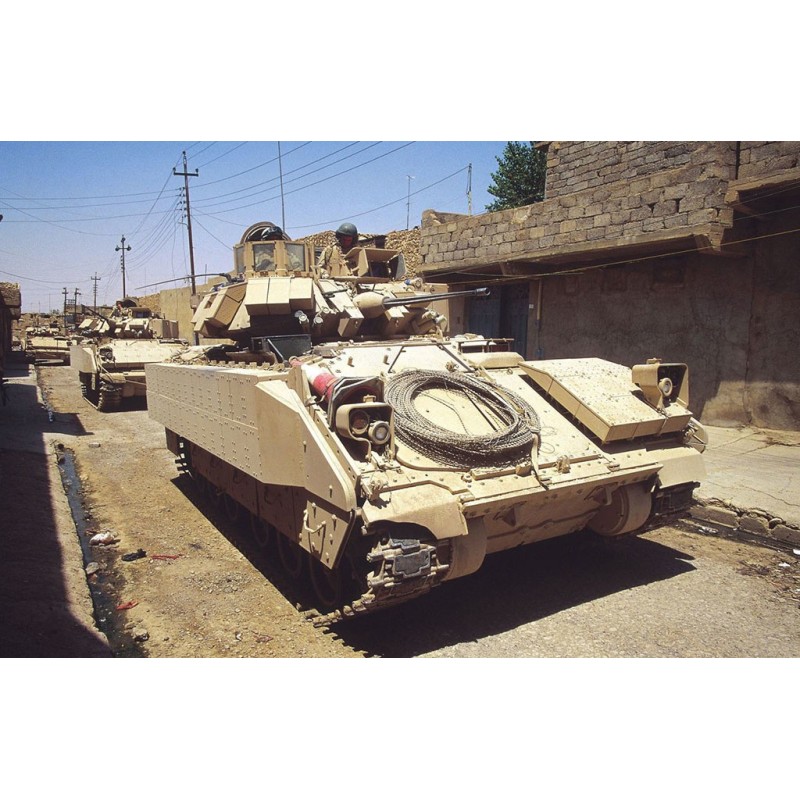 D7416 - 1/72 M3A2 Ods Bradley W/Era