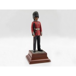ICM16001 - British Grenadier Queen’s Guards 1:16 Figure
