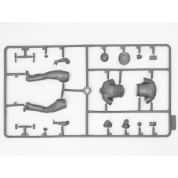 ICM16009 - British Police Female Officer 1:16 Figure