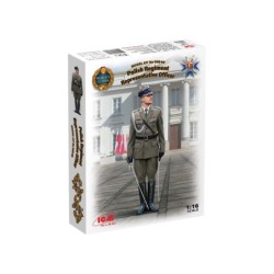 ICM16010 - Polish Regiment Representative Officer 1:16 Figure