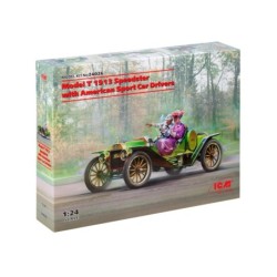 ICM24026 - Model T 1913 Speedster with 2 American Sport Car Driver Figures