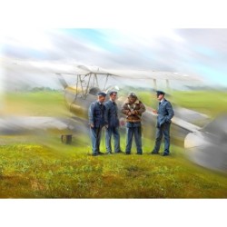 ICM32113 - WWII RAF Cadets...
