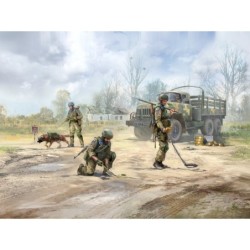 ICM35018 - Danger! Mines!...