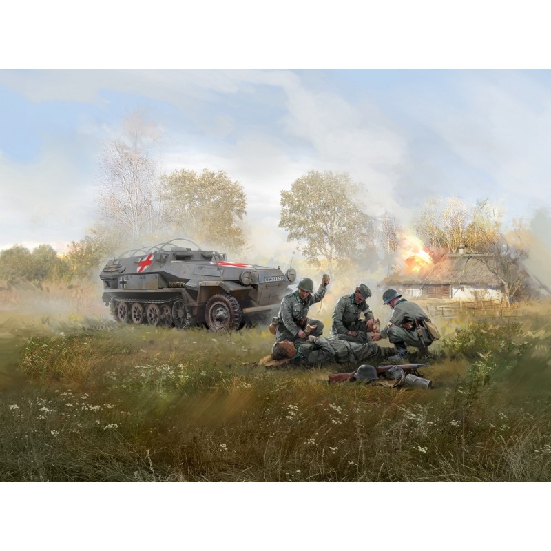 ICM35114 - Krankenpanzerwagen Sd.Kfz.251/8 Ausf.A , WWII German Ambulance with 4 Figures