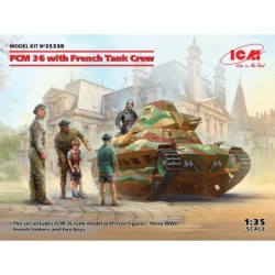 ICM35338 - FCM 36 with French Tank Crew 5 Figures