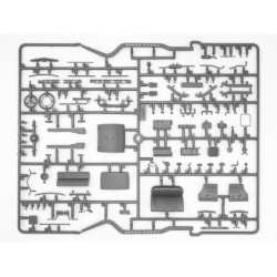 ICM35471 - Admiral Cabriolet, WWII German Staff Car with 4 Figures