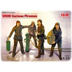 ICM35632 - WWII German Firemen 4 Figures