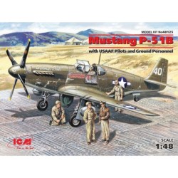 ICM48125 - Mustang P-51B with USAAF Pilots & Ground Personnel (5 Figures)