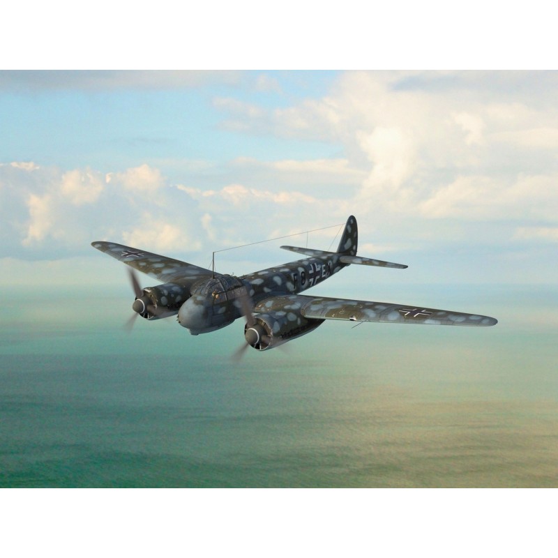 ICM48238 - Ju 88С-6, WWII German Heavy Fighter Plane