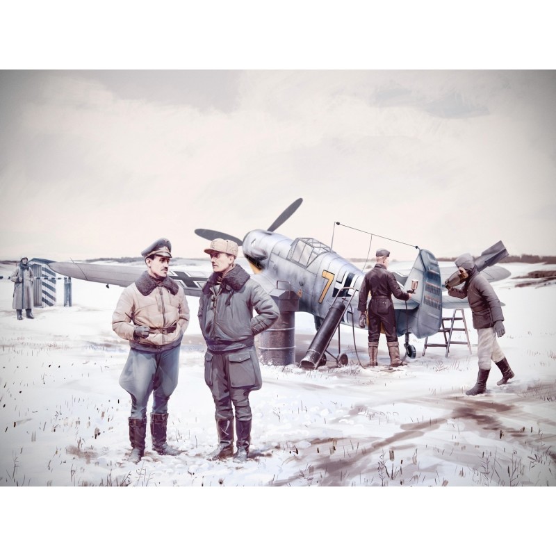 ICM48804 - Bf 109F-4 with German Luftwaffe Personnel (5 Figures)