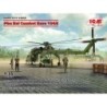 ICM53056 - Phu Bai Combat Base, 1968 with CH-54A Helicopter, Figures & M8A1 Airfield Pavement Slabs