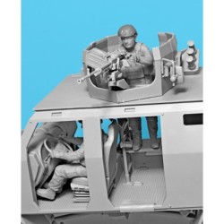 ICMDS3521 - Before The Assault, Eastern Ukraine 2022 (Kozak-2 & 8 Figures)