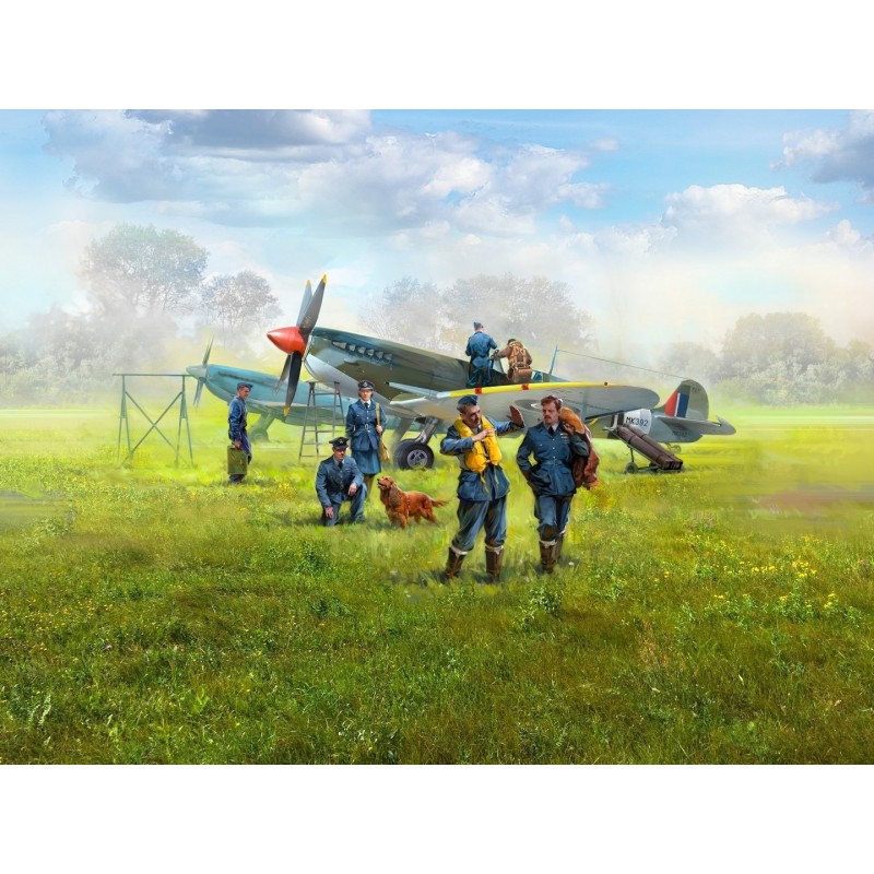 ICMDS4802 - WWII RAF Airfield Set, Spitfire Mk.IX & Spitfire Mk.VII, RAF Pilots & Ground Personnel (7 Figures)