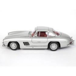 IXCMBCFK - Mercedes 300 SL Silver 1/8 Scale Metal & Plastic Kit