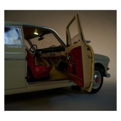 IXCVOLFK - Volvo S122 Amazon 1/8 Scale Metal & Plastic Kit