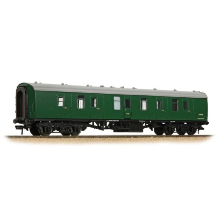 BR Mk1 BG Brake Gangwayed BR (SR) Green