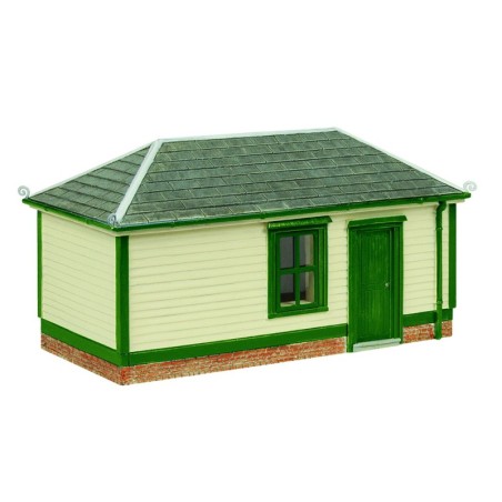 Clapboard Platform Hut - Green