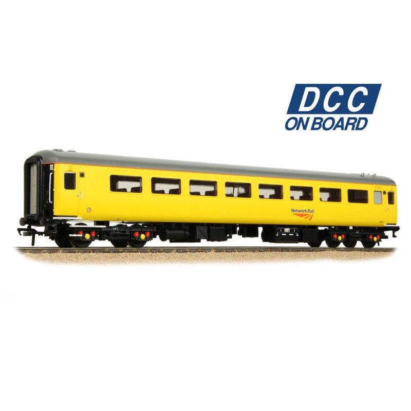 39-682ADC - BR Mk2F ex-TSO Staff Coach Network Rail Yellow