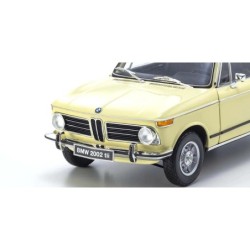 KS08543ML - Kyosho 1:18 BMW 2002 Tii 1972 Cream