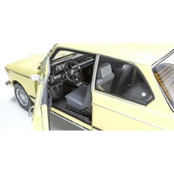 KS08543ML - Kyosho 1:18 BMW 2002 Tii 1972 Cream