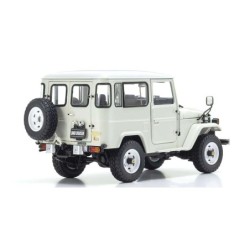 KS08971W - Kyosho 1:18...