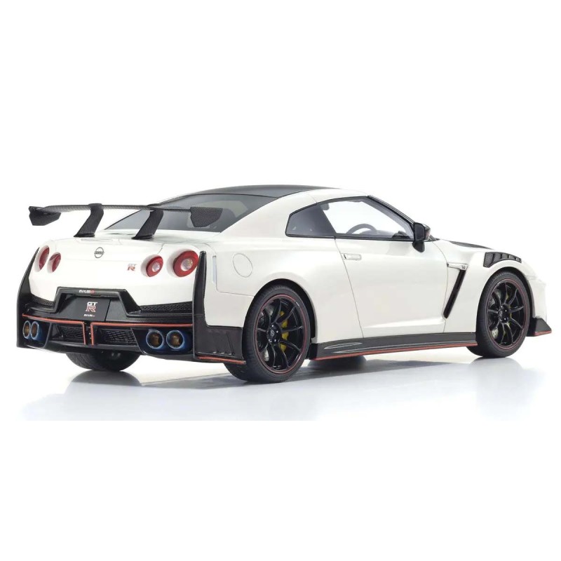KSR18061W - Kyosho 1:18 Resin Samurai Collection Nissan GT-R Nismo 2024 SP White