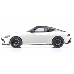 KSR18062W - Kyosho 1:18 Resin Samurai Collection Nissan Fairlady Z 2024 White