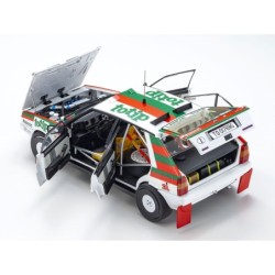 KS08960C - Kyosho 1:18 Lancia Delta HF 4WD Targa Florio 1987 Team Totip Nr.1