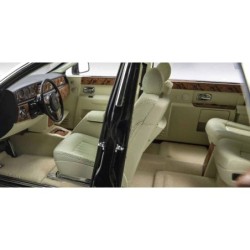 KS08841BKS - Kyosho 1:18 Rolls-Royce Phantom EWB 2012 Black Silver